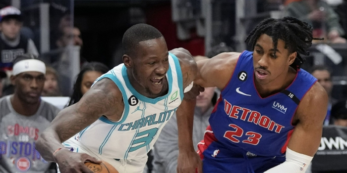 活塞挑战黄蜂关键战役直播呈现球星表现战术解析一手掌握