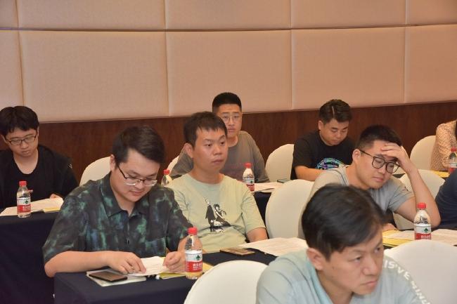 等级分达到2722的王皓参赛