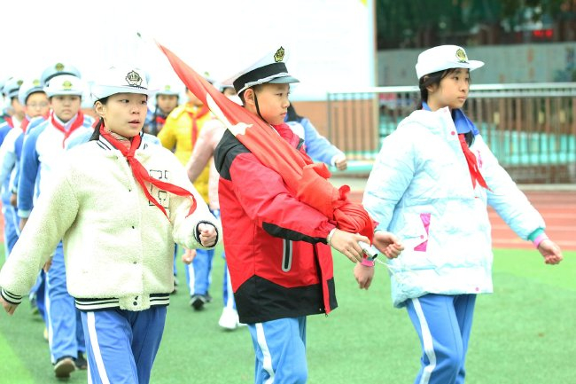 开幕式上的景莲小学国旗班