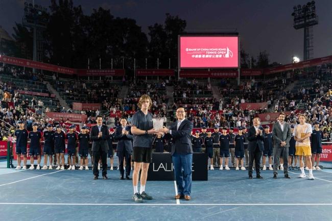 卢布列夫夺得赛季首冠 香港网球公开赛圆满落幕
