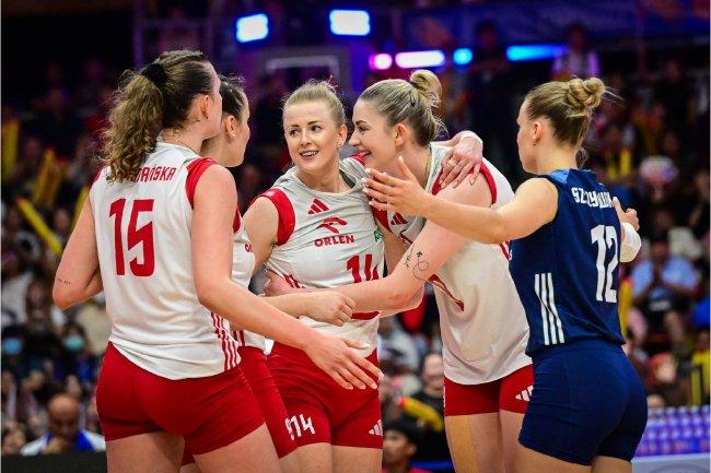 Women's Volleyball World League, Italy, the United States entered the top four, Poland eliminated Turkey