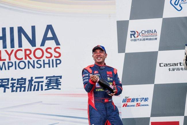 CRX中国跨界锦标赛揭幕战杨恩东夺公开四驱国际组车手杯亚军