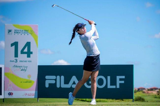 FILA GOLF女子菁英赛首轮纪钰爱66杆领先 王梓萱T2