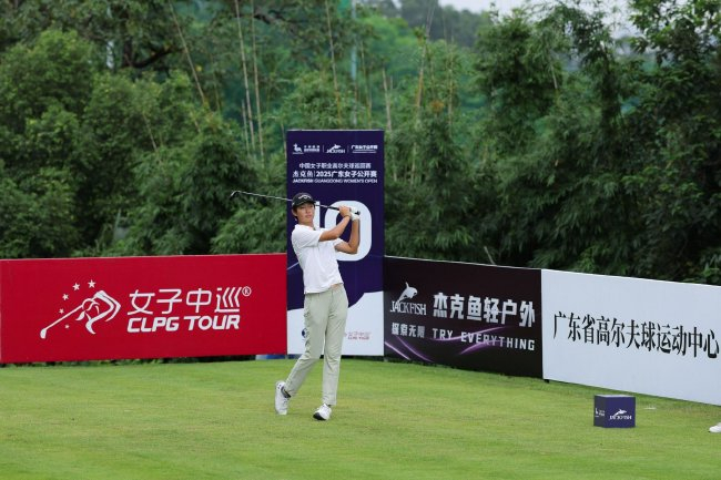 許贏亮相華美麓湖