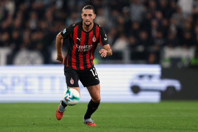 AC米兰主力中场拉比奥受伤