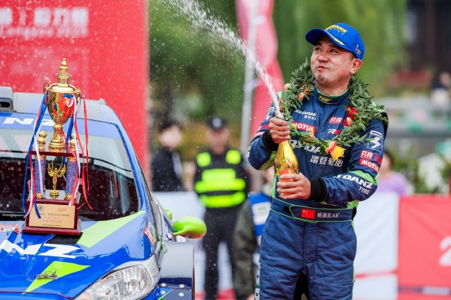 杨恩东获得APRC国际汽联亚太汽车拉力锦标赛全场第九名