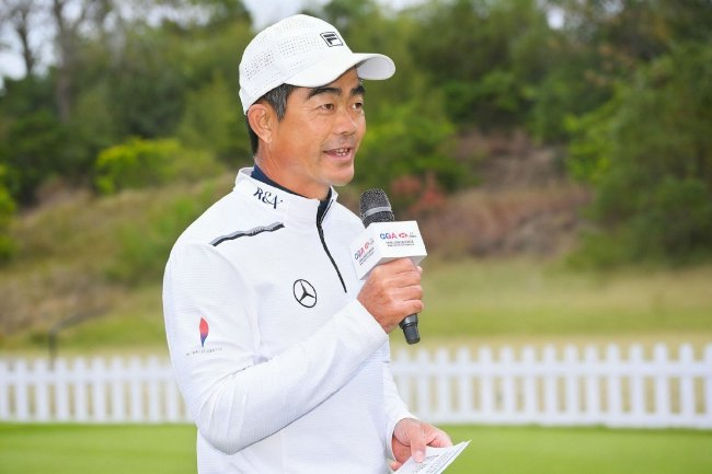 梁文冲先生在开球仪式上致辞