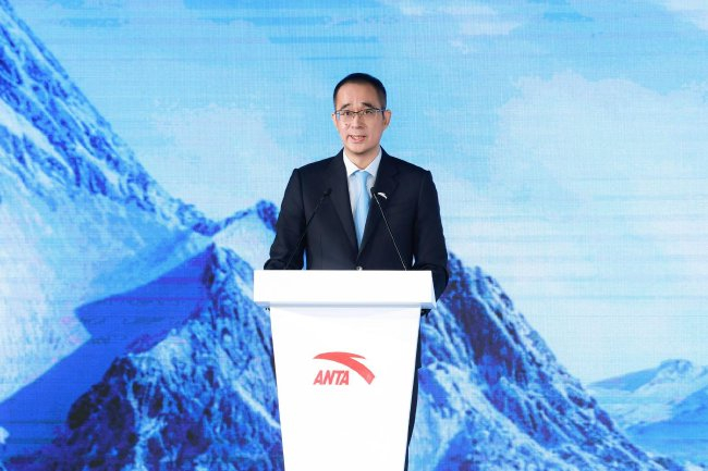 安踏集团执行董事、联席CEO赖世贤致辞