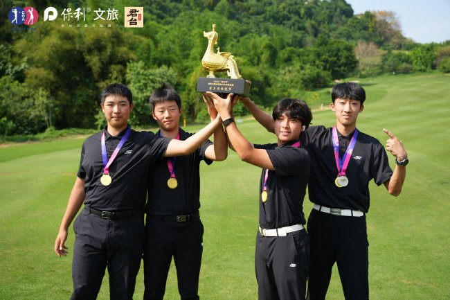 左至右：韩今、崔景国、侯增昊、吴其祐