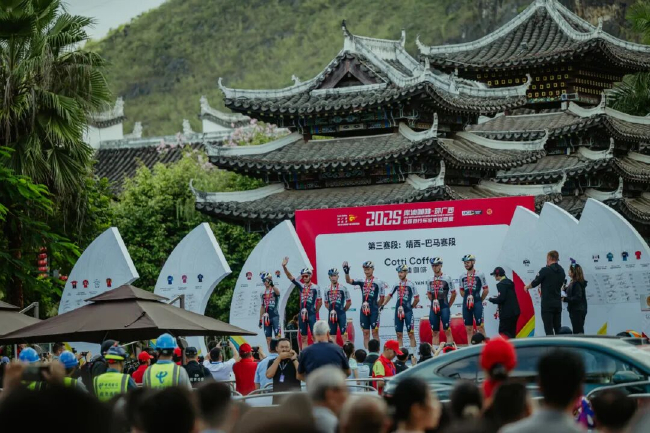 2025环广西 靖西-巴马赛段车队亮相