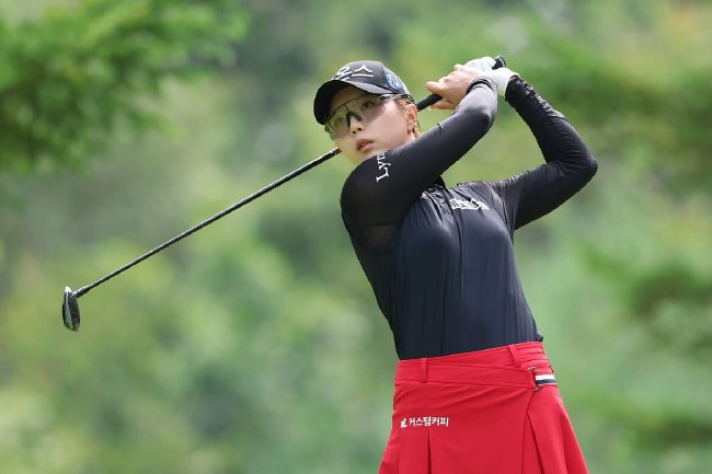 女子排名：崔艺琳夺冠升至83位 布萨巴甘297位