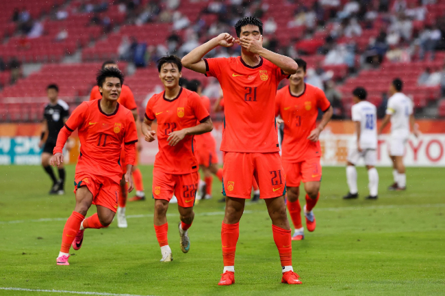 亚运会1/4决赛国足3-0大胜泰国