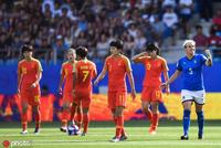 世界杯-两次失误葬送比赛 女足0-2意大利无缘八强