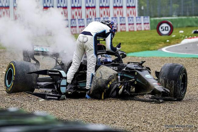 拉塞尔质问博塔斯：你是想杀了我们俩吗？