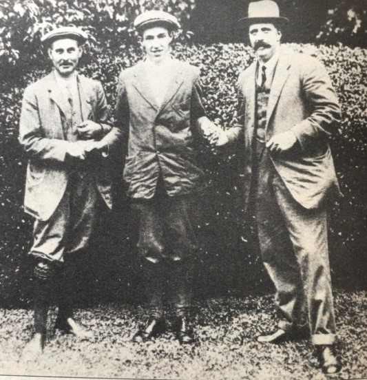 瓦登、威梅特、瑞赛后握手拍照