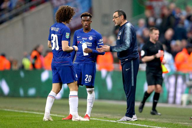 萨里加时赛半场休息向奥多伊和路易斯面授机宜