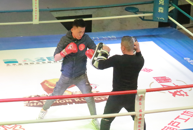 李子明打手靶