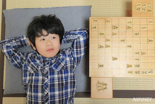 幼年时的藤井聪太