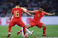 热身-防线失误造丢球冯潇霆破门 国足1-1巴勒斯坦