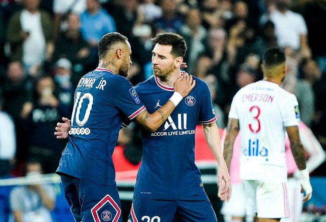 梅西该如何融入巴黎？