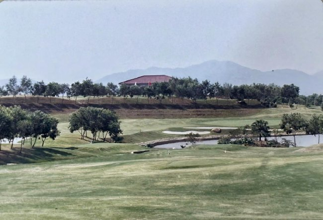 新中国首个高尔夫球场：中山温泉高尔夫球场