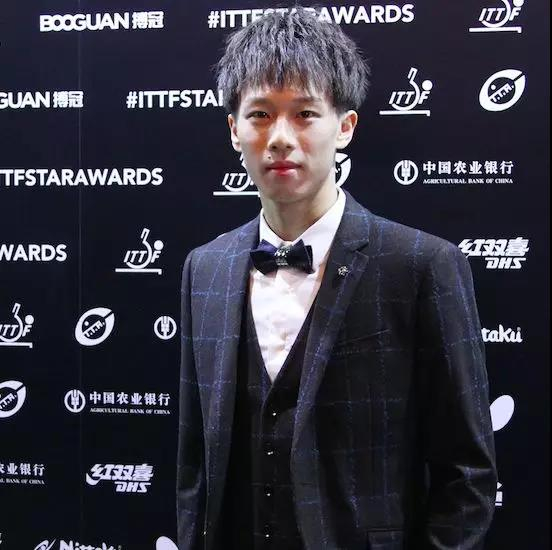 从红毯秀上就不难看出，高远同学对穿搭很有心得