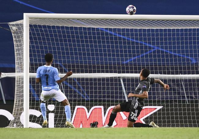 斯特林射丢空门