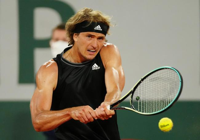 兹维列夫在比赛中