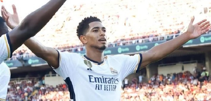 西甲-贝林厄姆世界波+绝杀京东安破门 皇马2-1巴萨