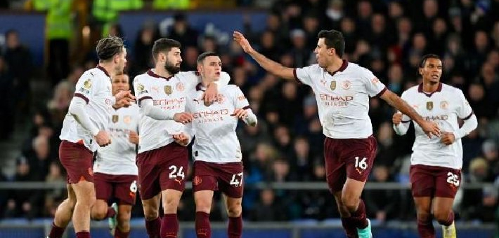 英超-福登阿尔瓦雷斯b席破门 曼城3-1埃弗顿