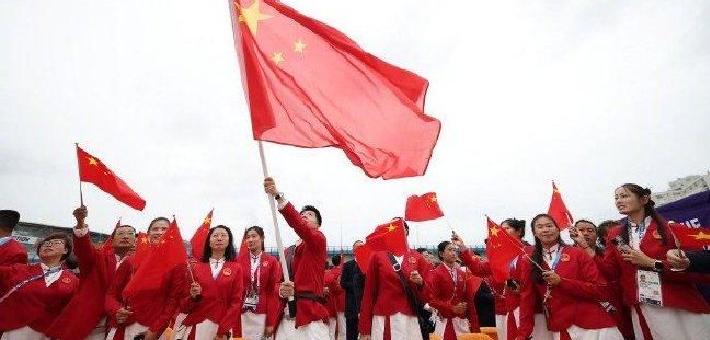 巴黎奥运会开幕式独具匠心 中国红闪耀塞纳河上