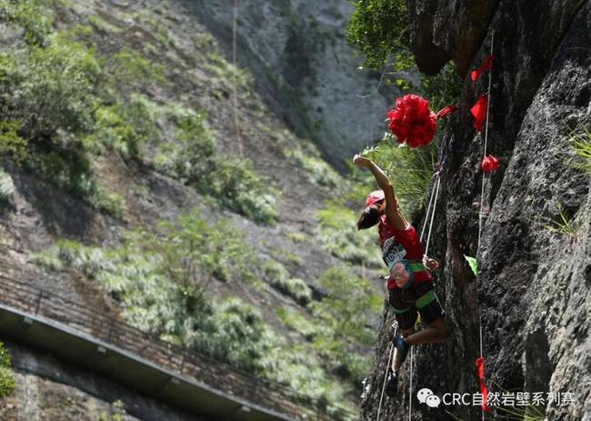 2019中国攀岩自然岩壁系列赛（神仙居站）女子组冠军黄伟君