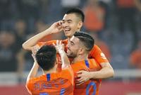 中超-刘彬彬惊艳传射助佩莱头槌 鲁能2-1双杀天海