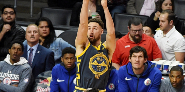 31+5三分!又见绝境勇士真神 这波8-0佛光普照