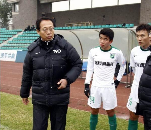 冈田武史指导球员