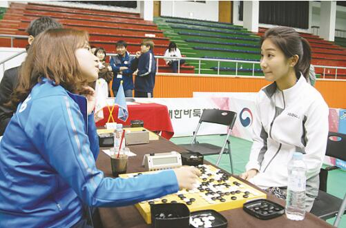 柳成熙曾于2017全国体育大会围棋项目的比赛中，为首尔队城得金牌。