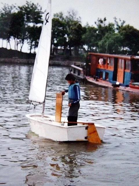 1997年10岁的徐莉佳和帆船第一次邂逅