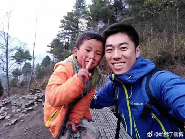 准备飞往尼泊尔喜马拉雅山脉山口的Lukla镇。
