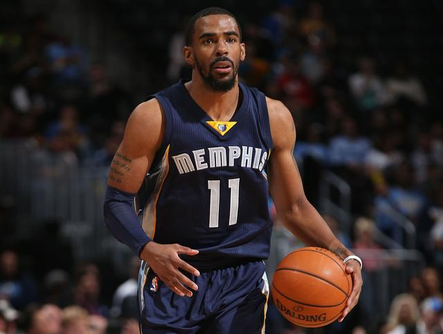 康利曾经签下当时NBA史上最大的合同，5年1.53亿