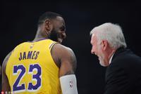 NBA-詹皇32+14湖人3连败 库里29分勇士轻松大胜