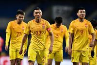 国足输球后登上微博热搜榜 词条后被点上蜡烛