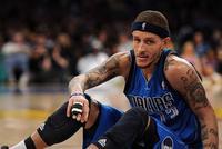 前NBA球星被当街殴打! 昔日红人混成流浪汉