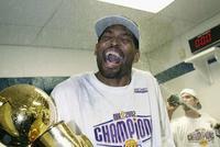 NBA锦鲤的开挂生涯:7球获7冠!只进1球就是绝杀