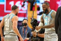 NBA球员代言数量排行榜:詹皇库里领跑 唐斯第3