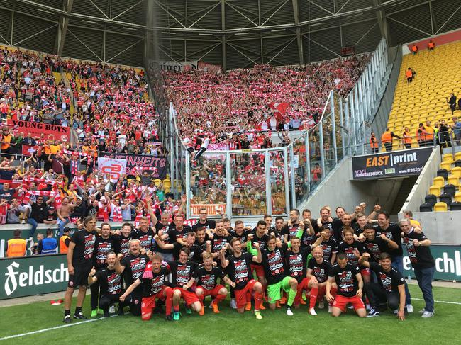 杜塞尔多夫升级