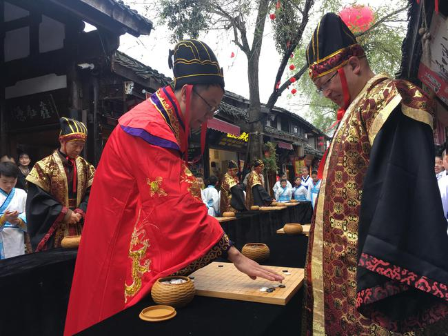 古装指导棋别具特色