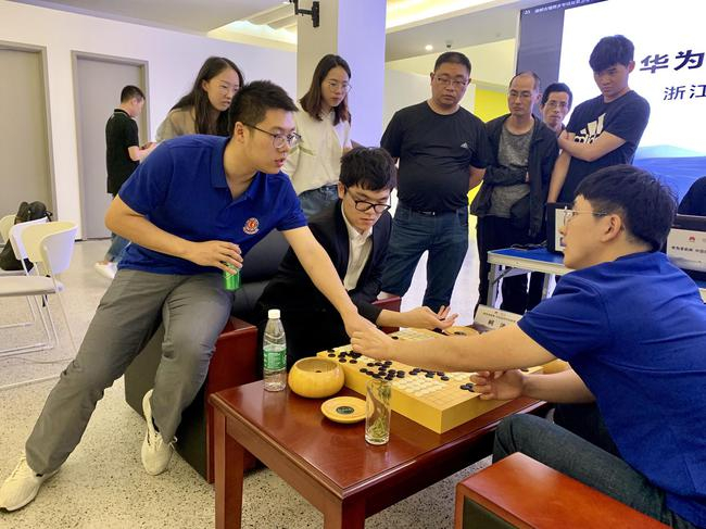 局后复盘引人关注