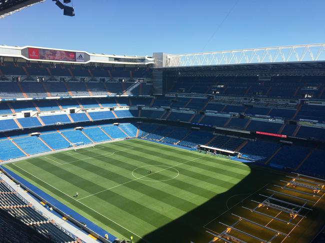 伯纳乌的高层视角