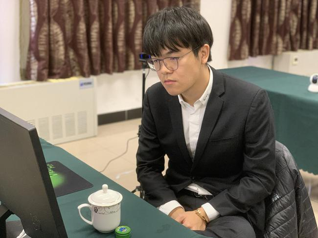 柯洁拔得头筹