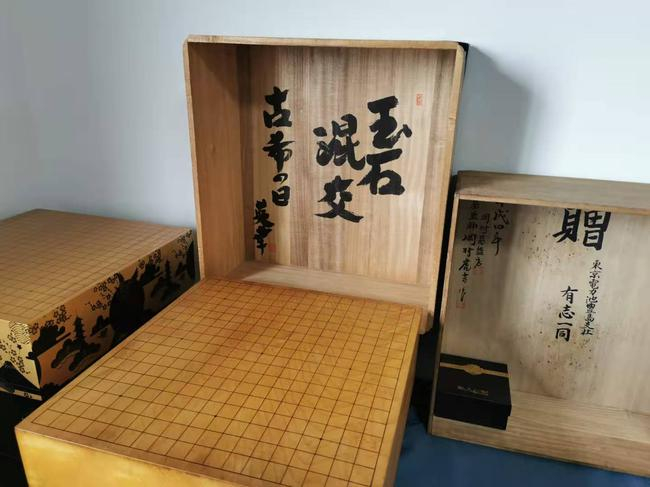 优普围棋博物馆里的历史棋具